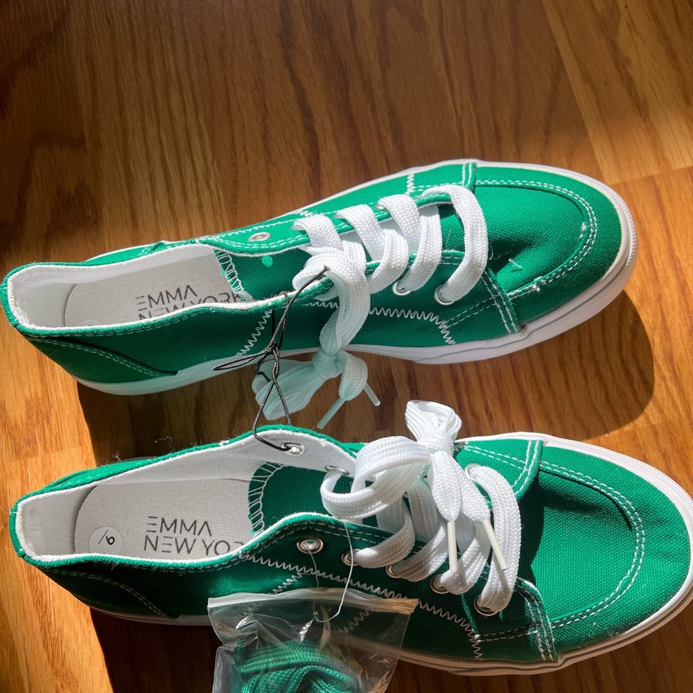 Emma New York Green Canvas Sneakers with White Laces and extra Green Laces